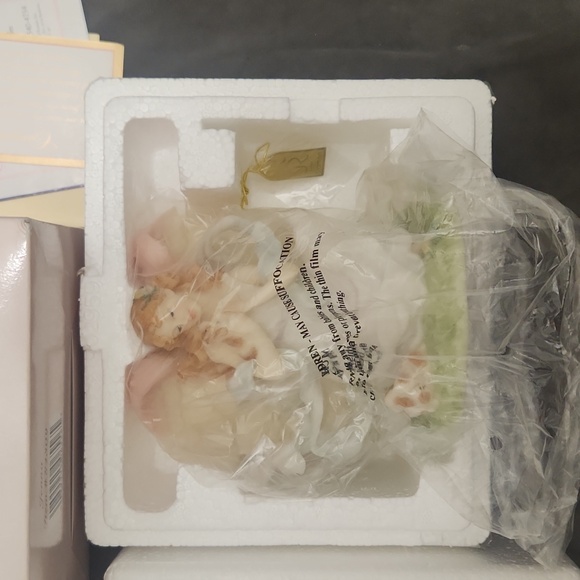 Seraphim Classics Jenna Unconditional Love Angel Statue - Picture 2 of 3